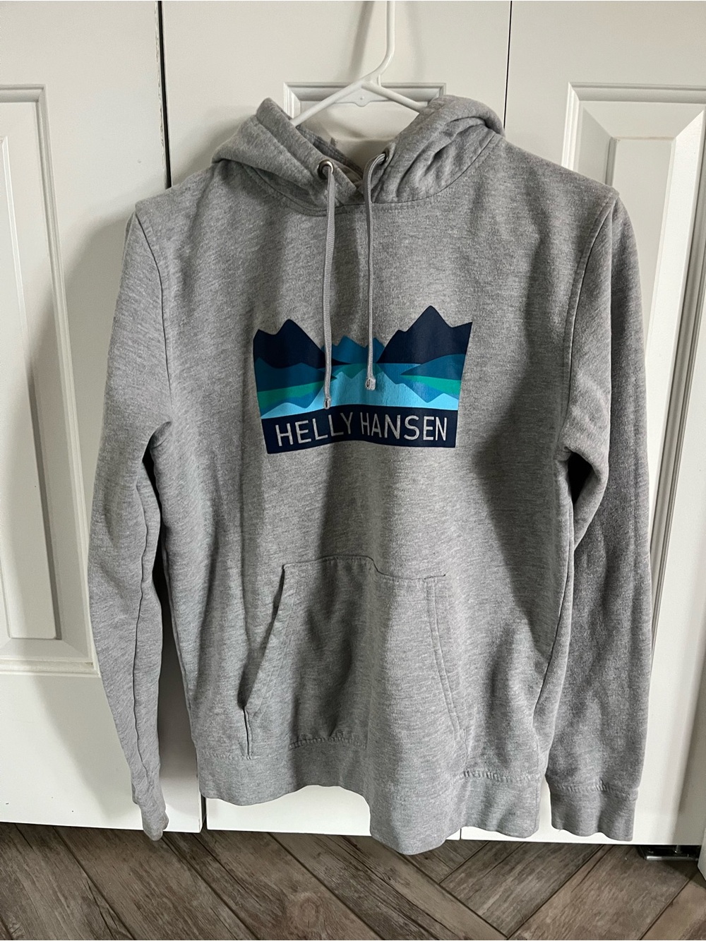 Helly Hansen Gray Hooded Sweatshirt with Blue Mountain Logo